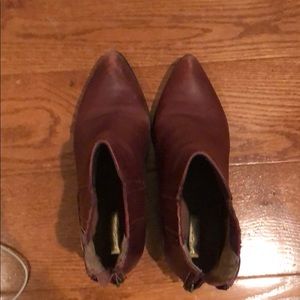 Brownish red ankle boots